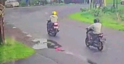 Masih Pakai Seragam, Siswa Sekolah Disergap 3 Begal