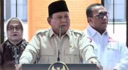 Rupiah Makin Tak Berdaya Melawan Dollar AS, Prabowo: Orang Desa Nggak Pakai Dollar