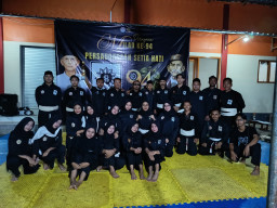 Ratusan Pendekar Persaudaraan Setia Hati Cabang Lamongan Peringati Milad ke-94