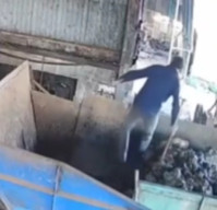 Pekerja Tewas Tergilas Mesin Penggiling Karet