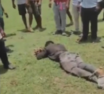 Polisi Kereta Api Dihakimi Massa Karena Diduga Melecehkan 2 Wanita