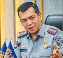 KPK Geledah Rumah Mewah Silmy Karim, Banyak Aset Mewah Disita