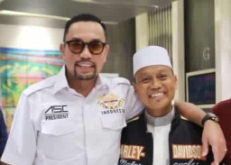 Secara Terbuka, Ahmad Sahroni Kritik Polda Metrojaya karena Menangkap Roy Suryo dan Tifa