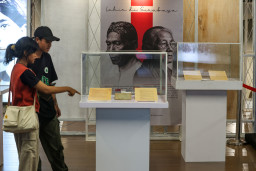 Jejak Bung Karno di Kota Pahlawan, Pameran "Aku Arek Suroboyo" dan Peluncuran Buku Sejarah Hadir di Surabaya