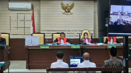 Maidi, Thariq Megah dan Arum Rochim Jalani Sidang Perdana Perkara Korupsi CSR dan Gratifikasi di Kota Madiun
