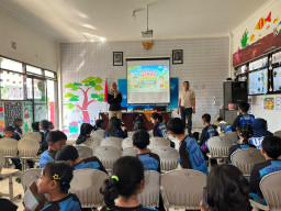 Satresnarkoba Polres Batu Edukasi Bahaya Narkoba kepada Siswa SDN 2 Bumiaji