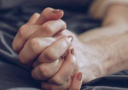 Lima Posisi Bersenggama yang Disukai Wanita