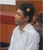 Mabuk Bawa Parang ke Rumah Kenalan, Pria di Surabaya Diadili